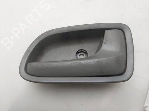 Used Front right interior door handle Front right interior door handle 39095147 39095147