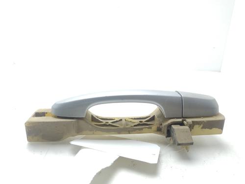 Poignée extérieure arrière droite KIA SPORTAGE II (JE_, KM_) [2004-2011]  31052606