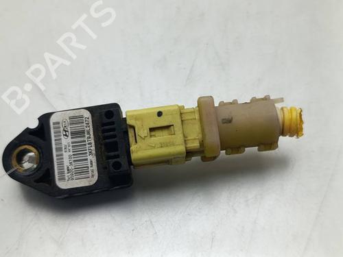 Used Electronic sensor Electronic sensor KIA CARNIVAL / GRAND CARNIVAL III (VQ) 2.9 CRDi (185 hp) 40445117 40445117