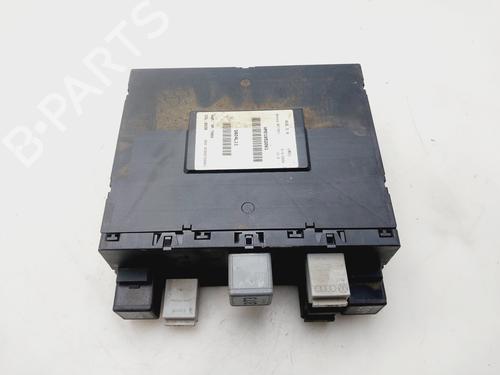 Used Fuse box SEAT ALTEA XL (5P5, 5P8) [2006-2015]  32384731
