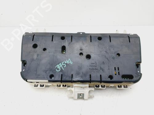 Instrument cluster TOYOTA COROLLA Verso (ZER_, ZZE12_, R1_) 2.2 D-4D (AUR10_, AUR10R) | BP29424155C47 