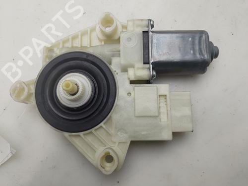 Used Right front window motor Right front window motor 37032215 37032215
