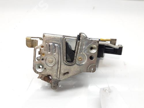 rear-left-lock-mercedes-benz-e-class-w210-e-290-turbo-d-210017-2027330108-1995-1996-1997-1998-1999-2000-2001-2002-2003-10743917 main image