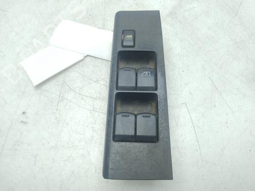 Interrupteur de vitre avant droite NISSAN NAVARA NP300 (D40) 2.5 dCi 4WD (171 hp) 31978993
