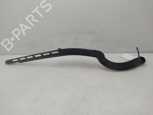 Used Front windshield wiper arm Front windshield wiper arm 37151296 37151296