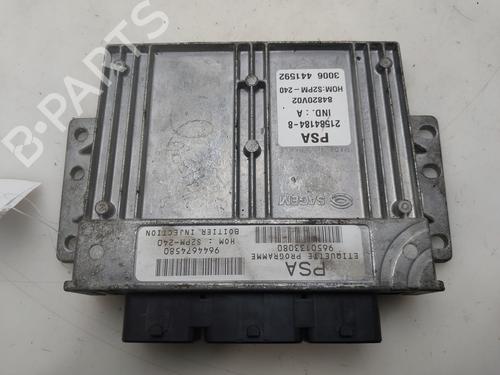 Used Engine control unit (ECU) Engine control unit (ECU) CITROËN C5 I (DC_) 1.8 16V (DC6FZB, DC6FZE) (115 hp) 34121805 34121805