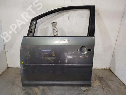Used Left front door Left front door 38085660 38085660