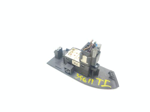 Left rear window switch CHEVROLET CAPTIVA (C100, C140) 2.0 D | BP26572563I29 
