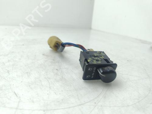 Used Headlight switch SUBARU FORESTER (SF_) 2.0 AWD (SF5) (122 hp) 28413281