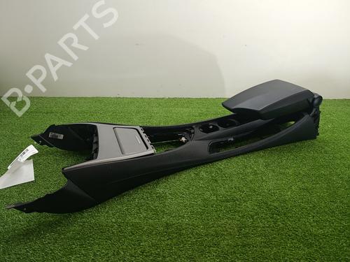 Used Armrest / Center console Armrest / Center console 37687768 37687768