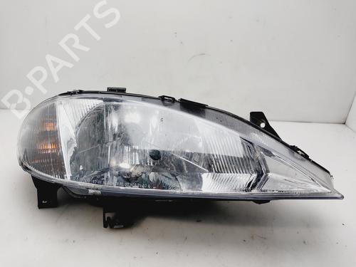 Used Right headlight RENAULT MEGANE I (BA0/1_) 1.9 dTi (BA1U) (80 hp) 26199773