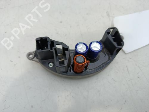 Used Heater resistor Heater resistor RENAULT CLIO V (B7_) 1.5 Blue dCi 85 (B7AG) (86 hp) 33932029 33932029