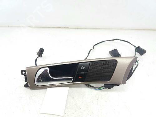 Used Front left interior door handle AUDI A6 C5 (4B2) 1.8 T (150 hp) 3302019