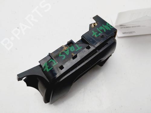 Rear left interior door handle MITSUBISHI PAJERO III (V7_W, V6_W) 3.2 Di-D (V68W) | BP18335327I15 