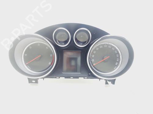Used Instrument cluster OPEL INSIGNIA A (G09) 2.0 CDTI (68) (131 hp) 21010148