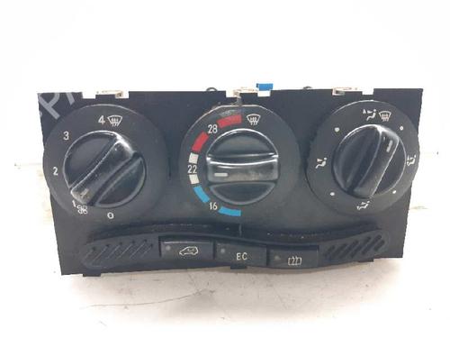 Used Climate control MERCEDES-BENZ A-CLASS (W168) A 140 (168.031, 168.131) (82 hp) 6584398