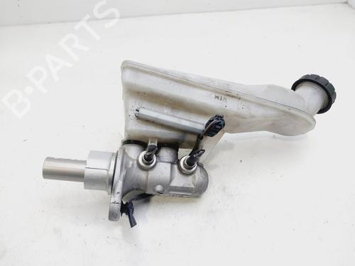 Brake master cylinder MERCEDES-BENZ GLA-CLASS (X156) GLA 200 CDI / d (156.908) | BP22999730M77 
