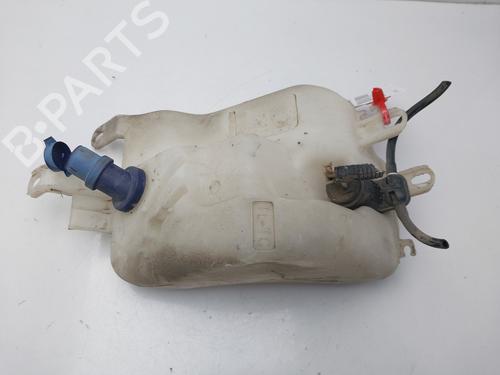 Used Windscreen washer tank Windscreen washer tank ALFA ROMEO 147 (937_) 1.6 16V T.SPARK ECO (937.AXA1A, 937.BXA1A) (105 hp) 34195852 34195852