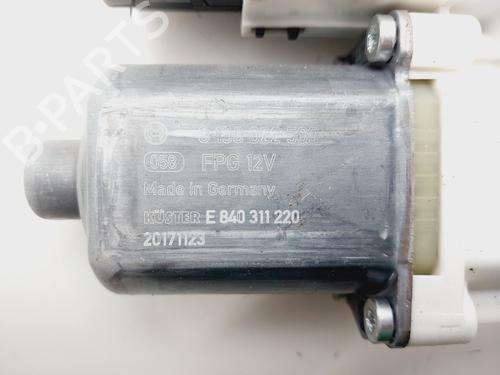 Left front window motor VW CADDY ALLTRACK IV Box Body/MPV (SAA)  | BP29967409E21