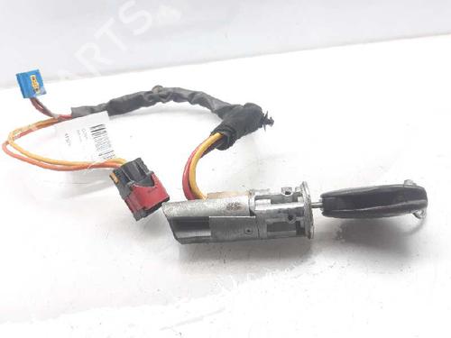 Used Ignition barrel CITROËN XSARA Coupe (N0) 1.9 D (70 hp) 6458989