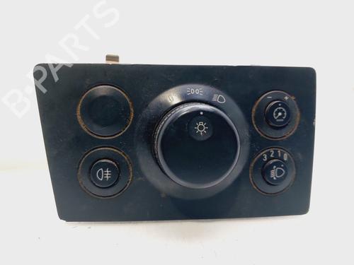 Used Headlight switch OPEL ZAFIRA / ZAFIRA FAMILY B (A05) 1.9 CDTI (M75) (120 hp) 30897761