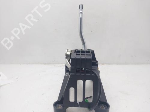 Selector da caixa manual VOLVO XC40 (536) [2017-2024]  17447926