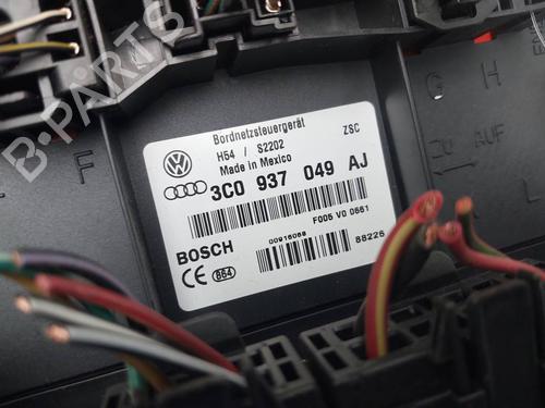 Fuse box VW JETTA III (1K2) | BP38723009E1 - Image 3