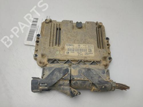 Used Engine control unit (ECU) OPEL ASTRA H (A04) [2004-2014]  31798856