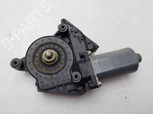 Right front window motor VW PASSAT B5.5 (3B3) 2.0 | BP37066703E20 - Image 4