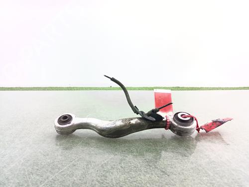 Used Right rear suspension arm Right rear suspension arm LEXUS IS III (_E3_) 300h (AVE30_, AVE30R) (223 hp) 33676666 33676666