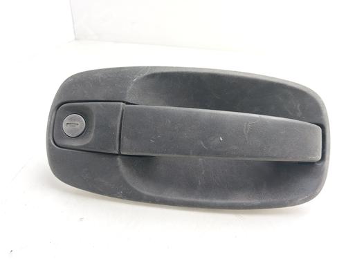 front-left-exterior-door-handle-nissan-primastar-van-x83-2002-36233250 main image