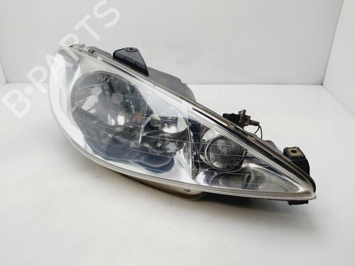 Used Right headlight PEUGEOT 206 Hatchback (2A/C) [1998-2012]  31156461