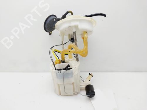 Used Fuel pump BMW 3 (F30, F80) 320 d (190 hp) 31957701