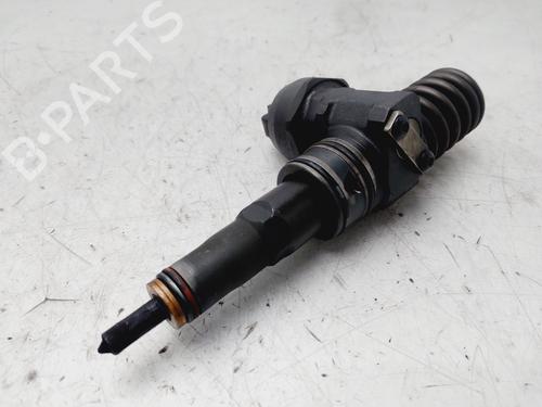 Used Injector VW TOURAN (1T1, 1T2) [2003-2011]  28208415
