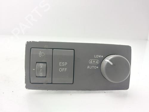 Used Switch KIA SORENTO I (JC) 2.5 CRDi (170 hp) 31579472