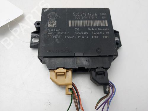 Used Electronic module Electronic module SKODA OCTAVIA II (1Z3) 1.6 TDI (105 hp) 34121749 34121749