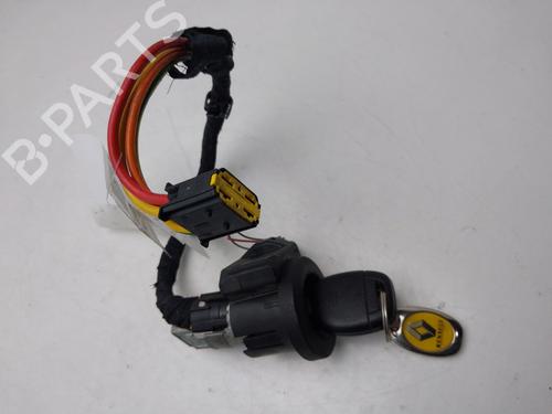 Used Ignition barrel Ignition barrel RENAULT CLIO II (BB_, CB_) 1.2 (BB0A, BB0F, BB10, BB1K, BB28, BB2D, BB2H, CB0A,... (58 hp) 33758999 33758999