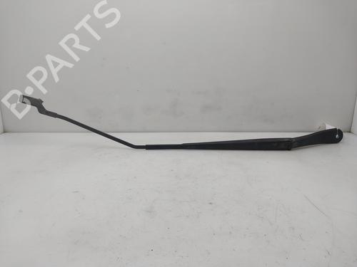front-windshield-wiper-arm-renault-clio-v-b7_-2019-38202872 main image