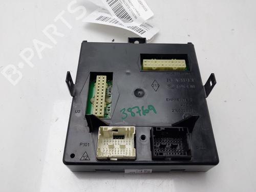 Used Electronic module RENAULT LAGUNA II (BG0/1_) [2001-2007]  31571543