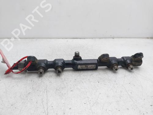 Used Injection rail FORD MONDEO III Saloon (B4Y) 2.0 TDCi (130 hp) 16181118
