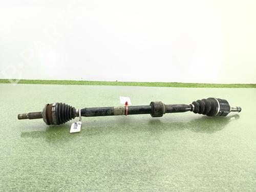 right-front-driveshaft-toyota-auris-_e15_-2006-2007-2008-2009-2010-2011-2012-2013-32032678 main image