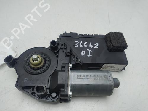 Used Left front window motor PORSCHE CAYENNE (9PA) Turbo 4.5 (450 hp) 22713909