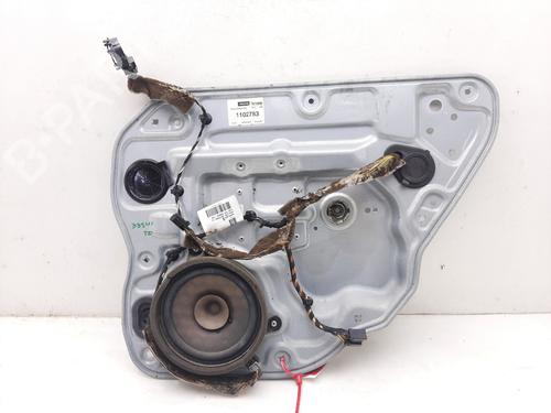 Alzavetro posteriore destra VOLVO S40 II (544) 1.6 D (110 hp) 8679083 |