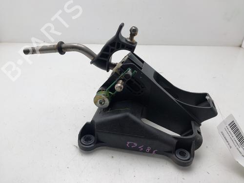 Used Gear lever TOYOTA COROLLA Verso (ZER_, ZZE12_, R1_) 2.2 D-4D (AUR10_, AUR10R) (177 hp) 27640695
