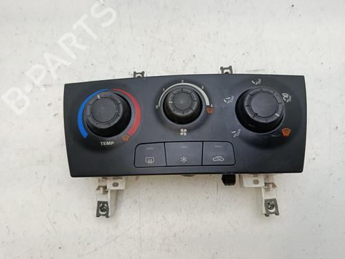 Mando climatizador FIAT STILO (192_) 1.9 JTD (192_XE1A) (115 hp) 32177182