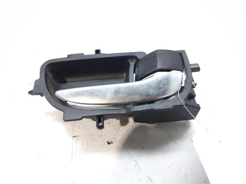 Used Front right interior door handle TOYOTA AURIS (_E18_) 1.8 Hybrid (ZWE186_, ZWE186R) (136 hp) 10241172