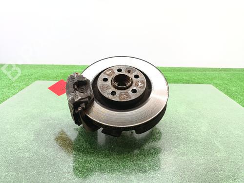 Used Left front steering knuckle VW GOLF IV (1J1) [1997-2008]  30054631