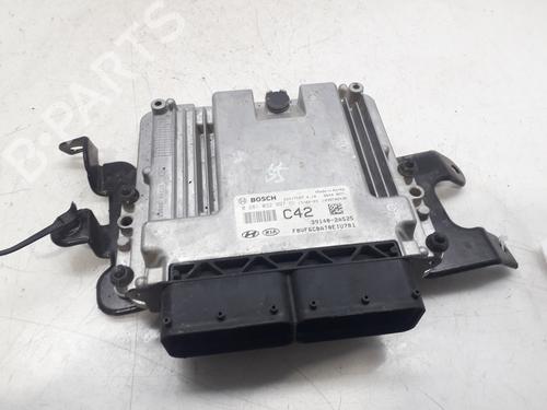 Used Engine control unit (ECU) HYUNDAI i40 I (VF) 1.7 CRDI (141 hp) 10357240