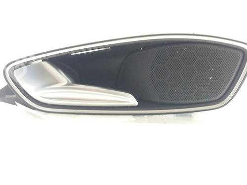 Used Rear left interior door handle Rear left interior door handle AUDI A1 Sportback (8XA, 8XF) 1.2 TFSI (86 hp) 10413940 10413940