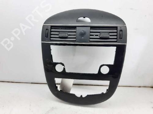 Used Air vent NISSAN PULSAR Hatchback (C13) 1.2 DIG-T (115 hp) 11649658